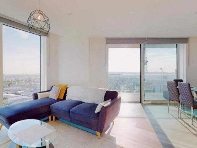 Apartment for rent in Hale Village, Tottenham Hale
