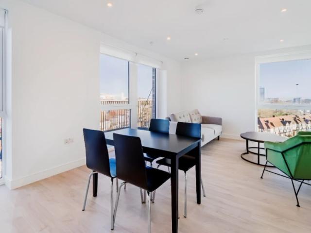 Apartment for rent in Alperton, Greater London