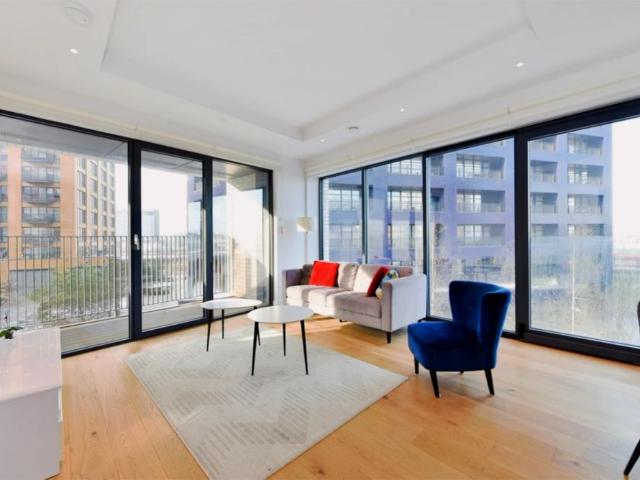 Apartment for rent in London City Island, Blackwall