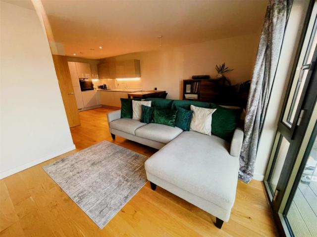 Apartment for rent in Wapping Wharf, Feckenham