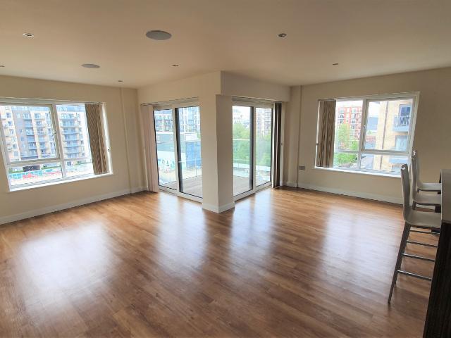 Apartment for rent in Colindale, Greater London