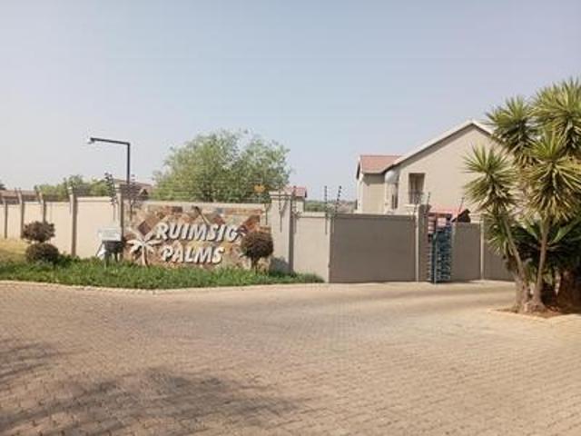 Apartment for sale in Nooitgedacht, Gauteng