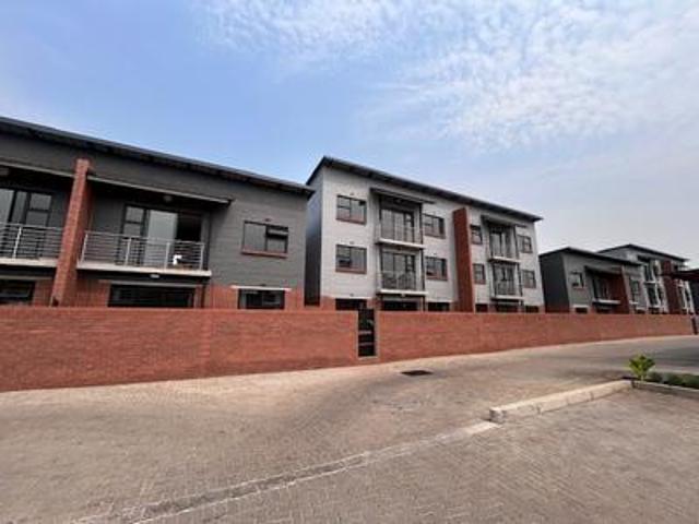 Apartment for sale in Waterkloof, Gauteng
