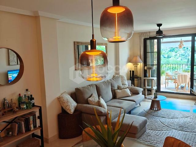 Apartamento en alquiler en Artola, Costa del Sol Occidental
