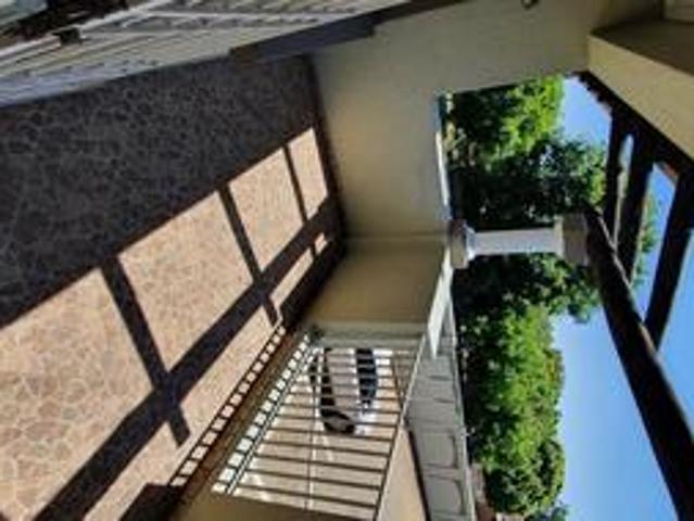 Townhouse for rent in Ekurhuleni, Gauteng