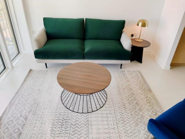Apartment for rent in Aldgate, Lyons