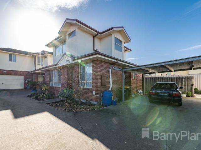Townhouse for rent in Noble Park, Melbourne