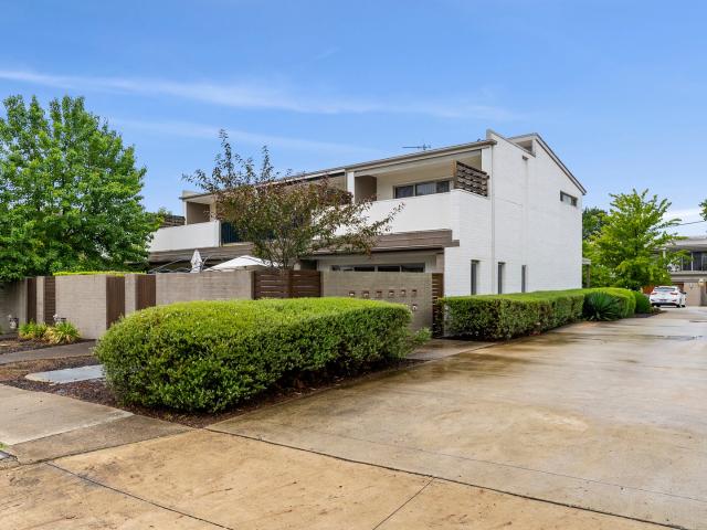 Property for rent in Woden, Australian Capital Territory