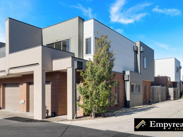 Townhouse for rent in Camerons Creek, Victoria