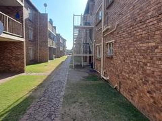 Apartment for sale in Germiston, City of Ekurhuleni Metropolitan Municipality