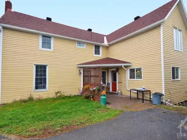 Condo for rent in Mississippi Mills, Ontario