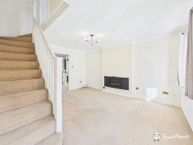 House for rent in Crowdhill, Helford