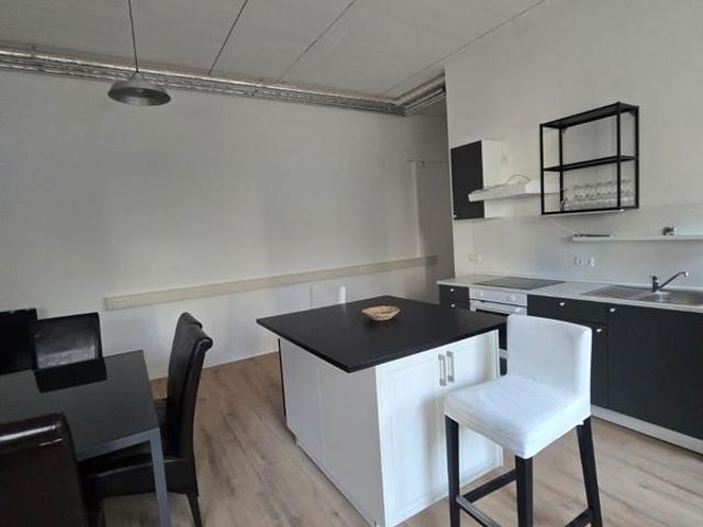 Property for rent in Deri