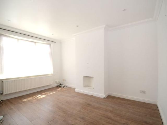 House for rent in Emerson Park, Greater London