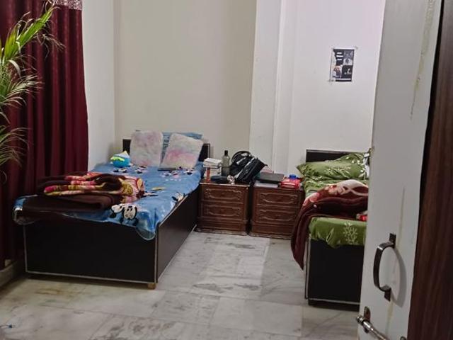 Property for rent in Deri