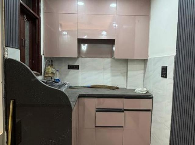 Property for rent in Deri