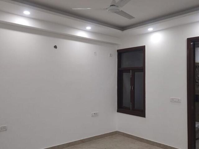 Property for rent in Deri