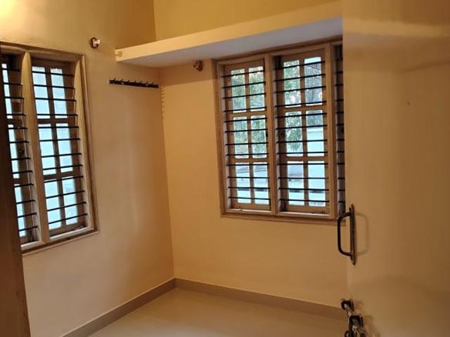 House for rent in Bangalore North, Cox Town - Bangalore