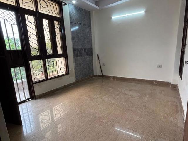 Property for rent in Deri