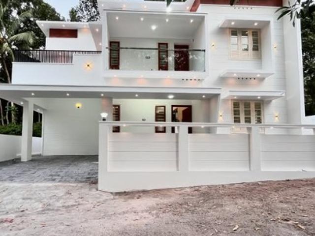 Villa for sale in Palakkad, Kerala