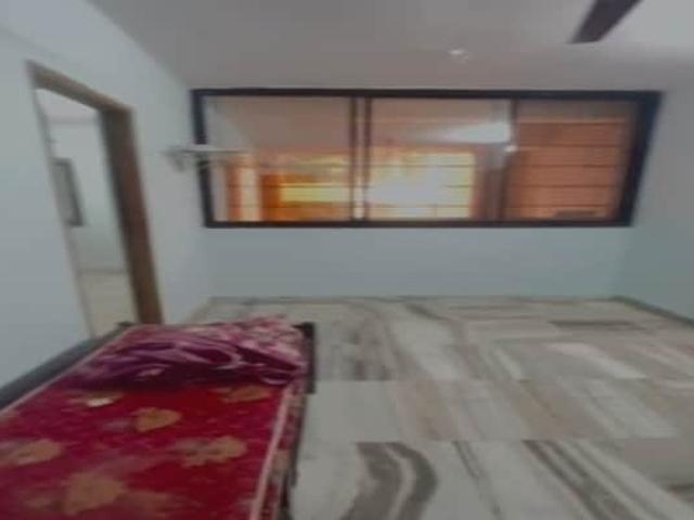 Property for rent in Deri
