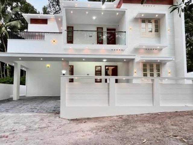 Villa for sale in Palakkad, Kerala