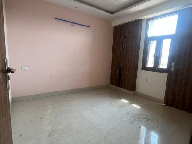 Property for rent in Deri