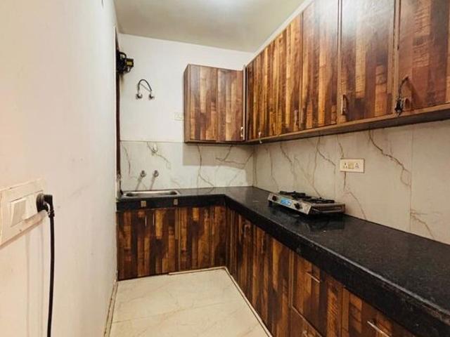 Flat for rent in Deri