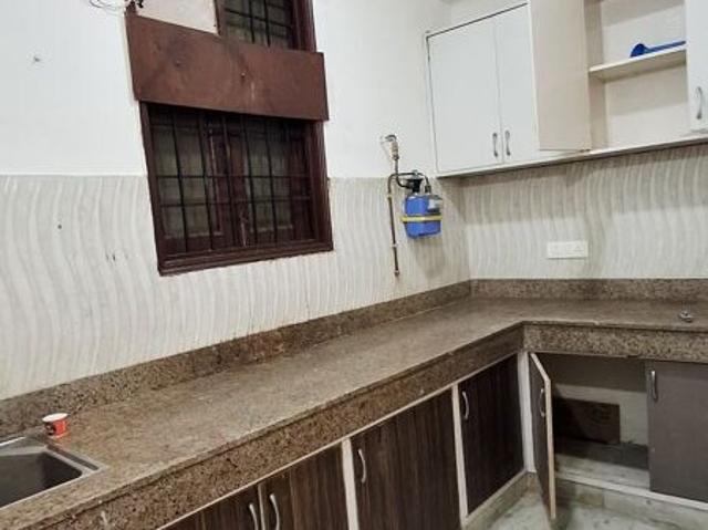 Flat for rent in Deri