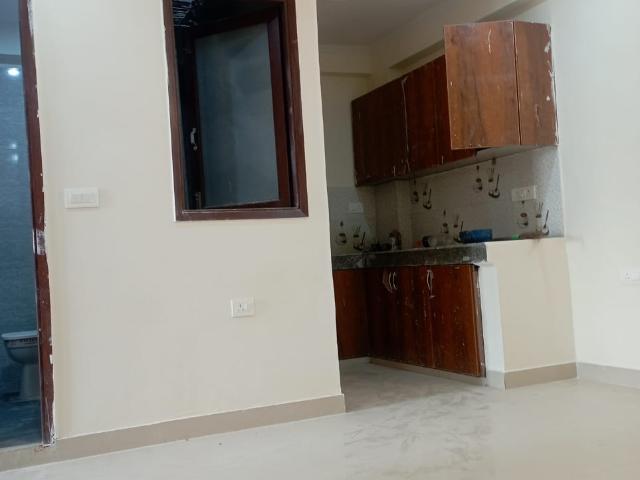 Property for rent in Deri