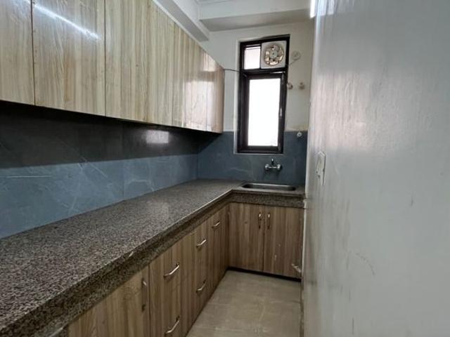 Flat for rent in Deri