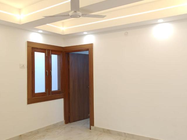 Property for rent in Deri