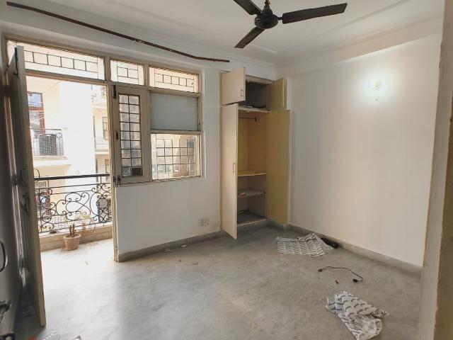 Property for rent in Deri