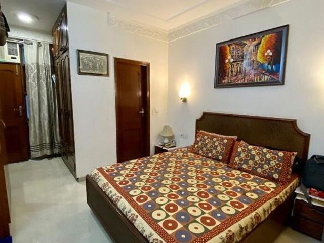 Property for rent in Deri
