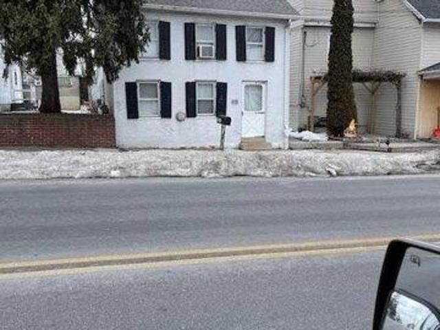 House for sale in Abbottstown, Pennsylvania