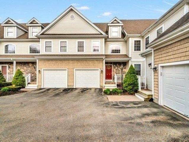 Condo for sale in Abington, Massachusetts