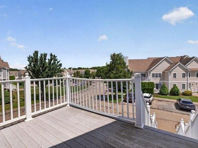 Condo for sale in Abington, Massachusetts