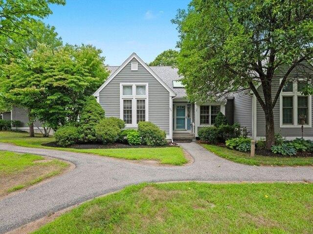 Condo for sale in Acton, Massachusetts