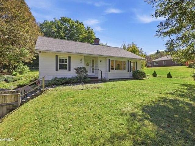 House for sale in Summer Street Historic District, Adams