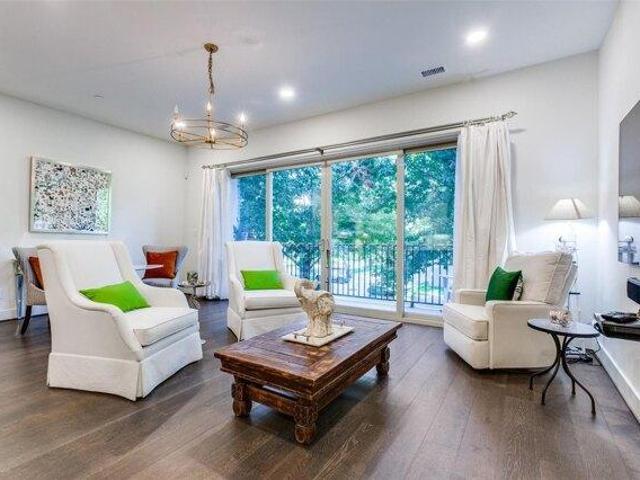 Condo for sale in Addison, Texas