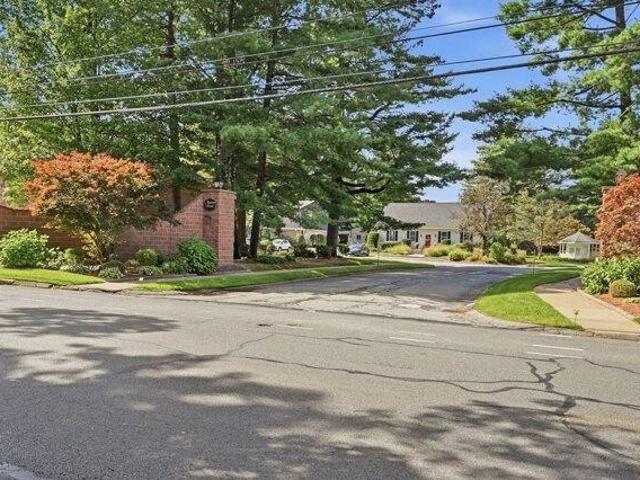 Condo for sale in Agawam, Hampden County