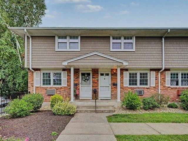 Condo for sale in Agawam, Hampden County