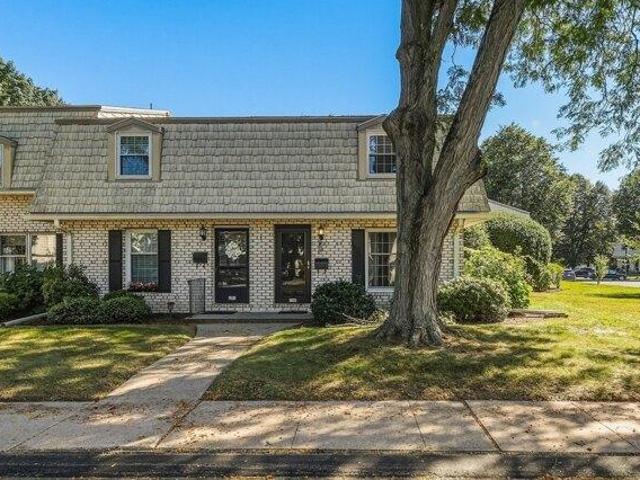 Condo for sale in Agawam, Hampden County