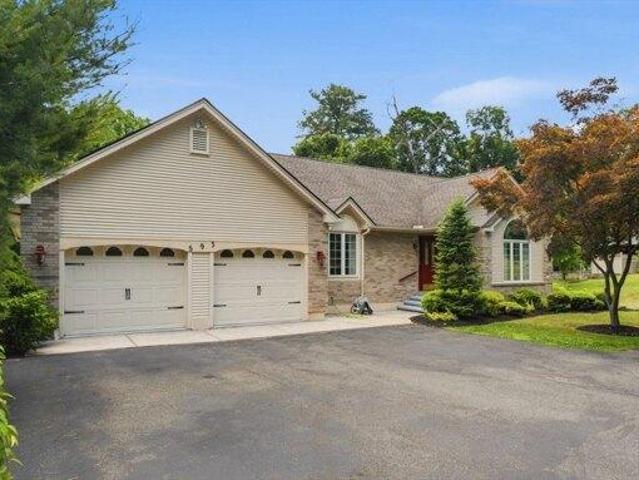House for sale in Hampden, Massachusetts
