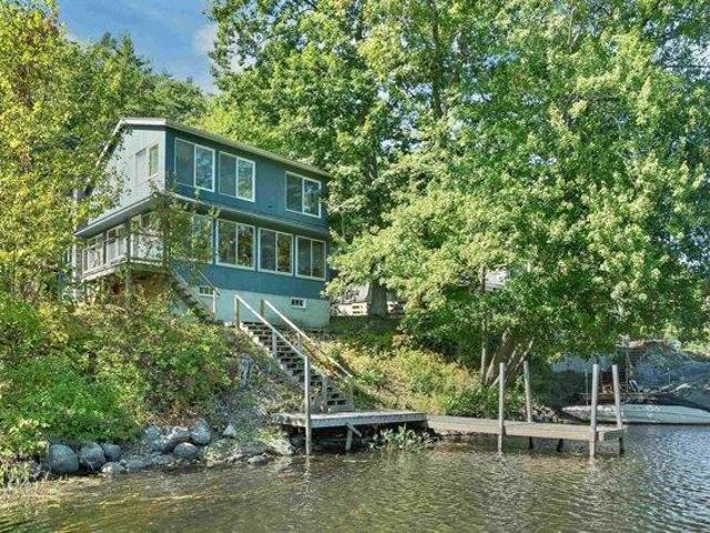 House for sale in Alton Bay, Alton