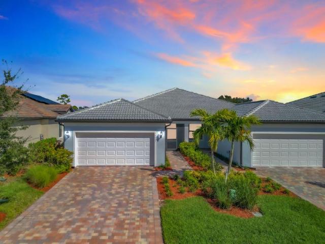 Townhouse for sale in Alva