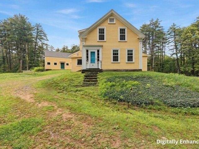 House for sale in Amesbury, Massachusetts
