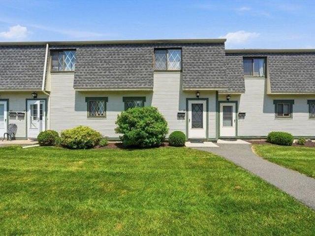 Condo for sale in Amherst, Massachusetts