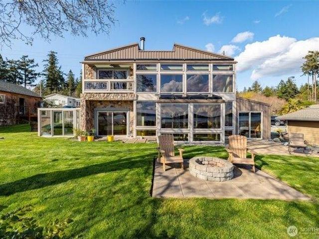 House for sale in Anacortes, Washington