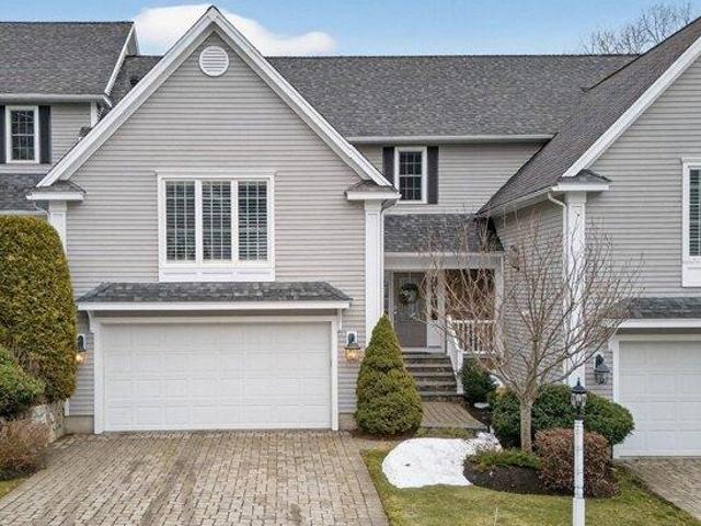 Condo for sale in Andover, Massachusetts